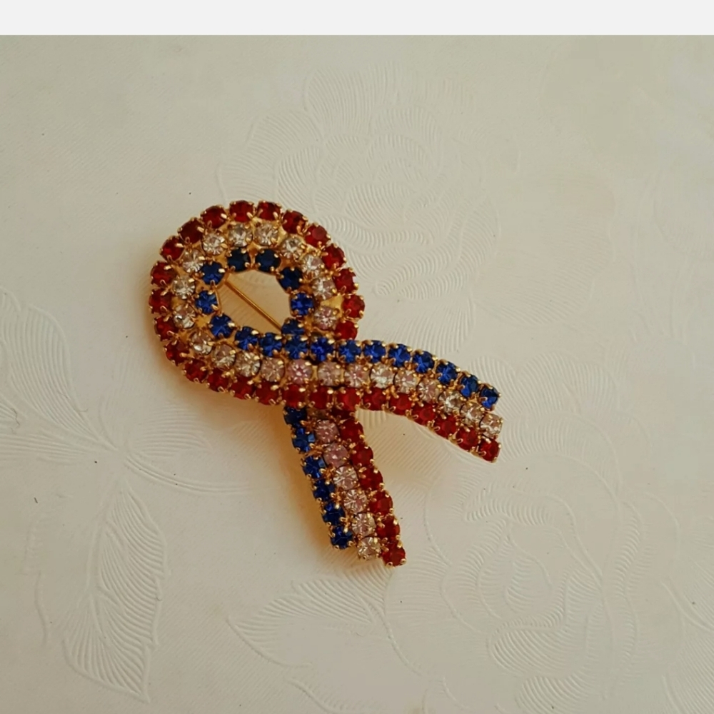 Breast Cancer Awareness Rhinestone Pin - Picture 3 of 6